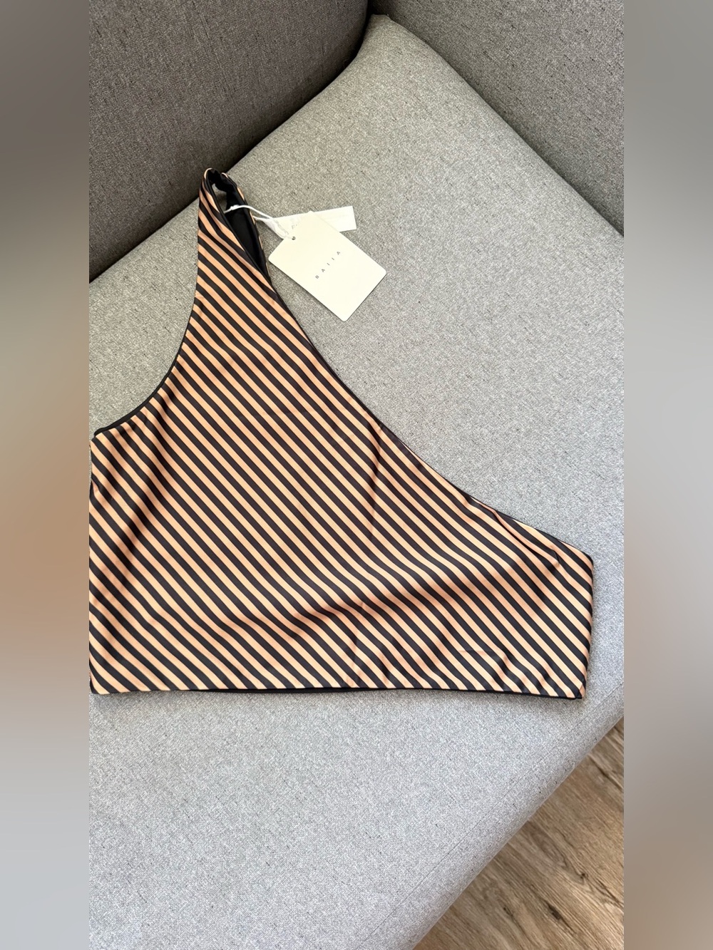 BAIIA One Shoulder Bikini Top NWT Reversible Striped Swimsuit AU18 US14